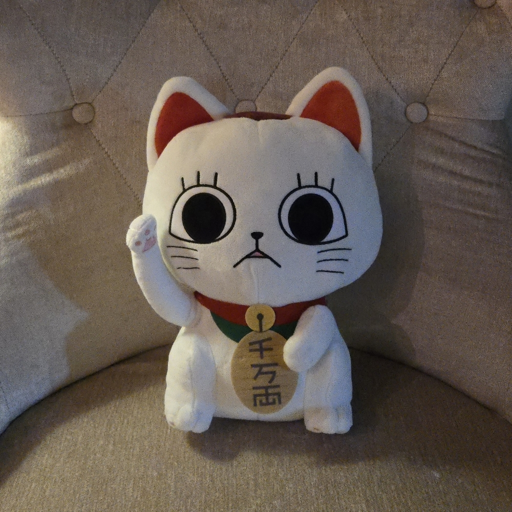 Dandadan Turbo Granny Chibi Lucky Cat Plush